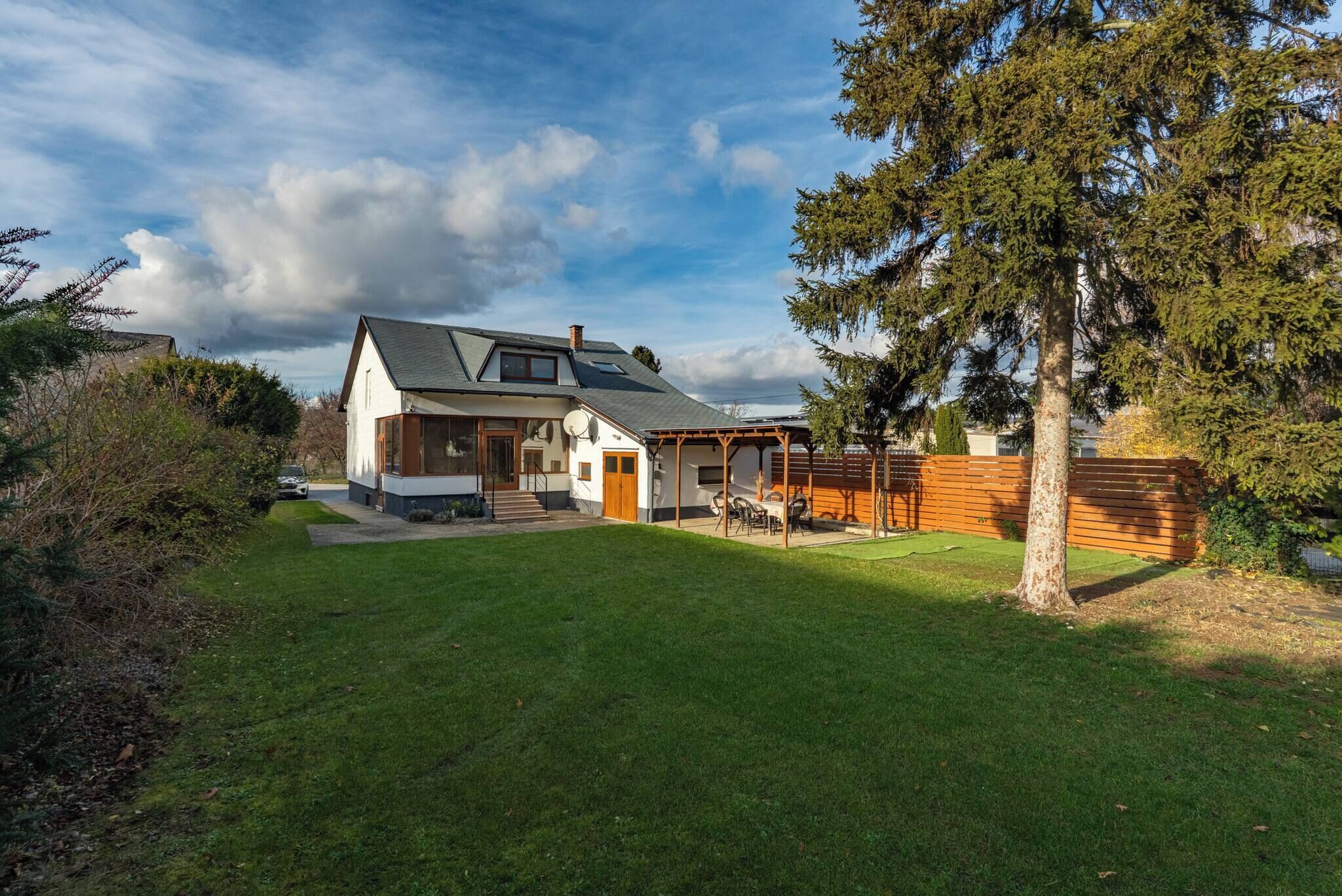 House, 5 Bedrooms, Smoking | Exterior