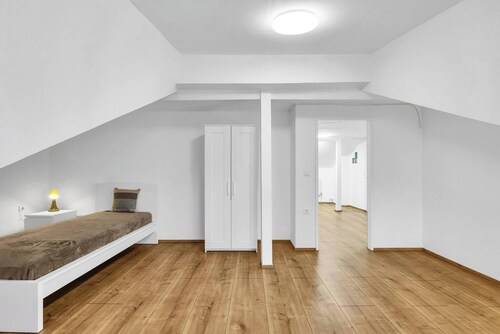 Spacious Renovated House in Wolfsthal, Austria - Perfect for Families and Groups