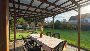 House, 5 Bedrooms, Smoking | Teres/patio