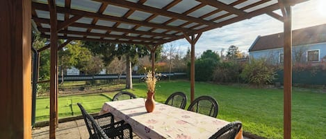 House, 5 Bedrooms, Smoking | Terrace/patio