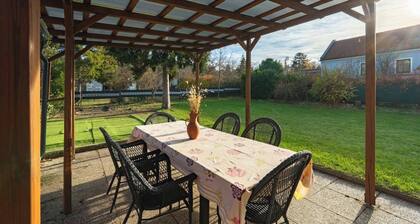 Spacious Renovated House in Wolfsthal, Austria - Perfect for Families and Groups