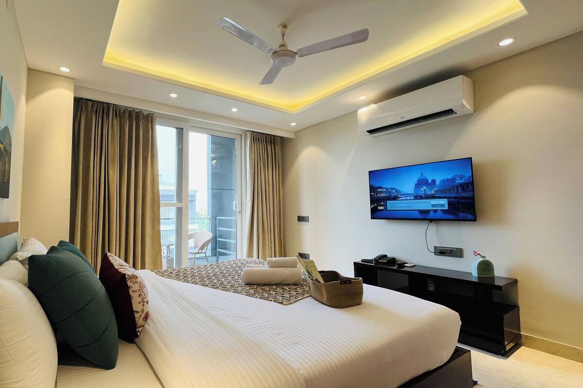 Habitación individual básica, balcón | Escritorio, wifi gratis y ropa de cama