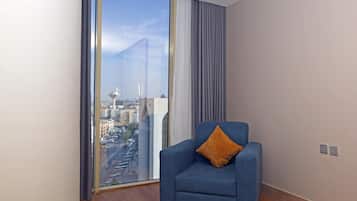 Zimmer, 1 King-Bett, Nichtraucher (Dining Table) | Zimmerausstattung