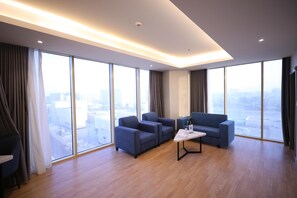 Panoramic View, Suite, 2 Twin Beds, Non Smoking | Room amenity - Best Western Premier Riyadh (Riyadh)