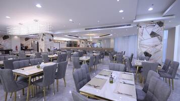 Gratis morgenmadsbuffet hver dag