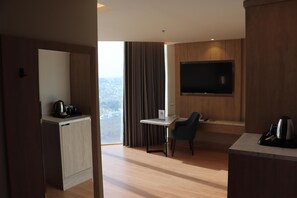 標準客房, 1 張特大雙人床, 非吸煙房 | 客房設施服務