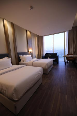 In-room safe, desk, blackout drapes, soundproofing - Best Western Premier Riyadh (Riyadh)