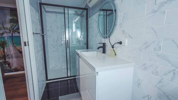 Maison, 3 chambres | Salle de bain