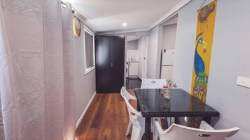 House, 3 Bedrooms | Dining room