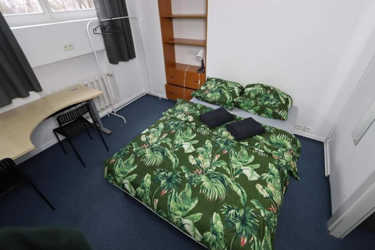 Classic Double Room, 1 Double Bed | Soundproofing, iron/ironing board, WiFi (free)