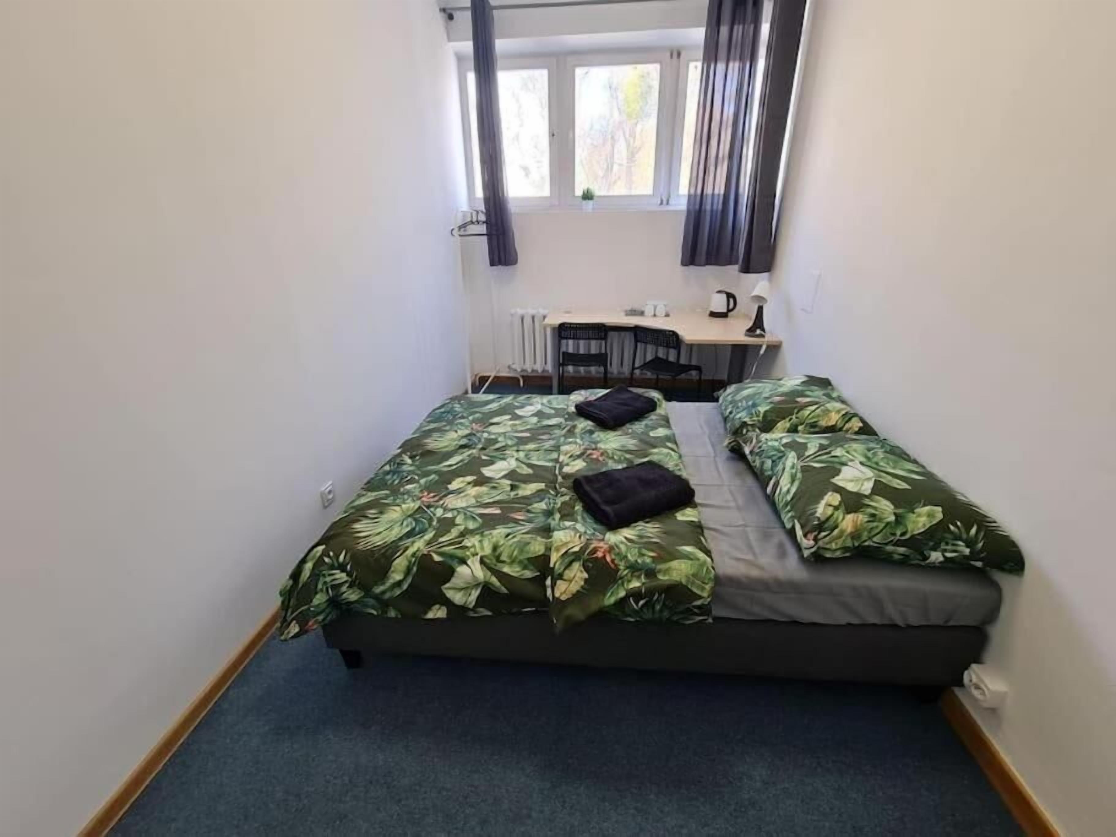 Iron/ironing board, free WiFi