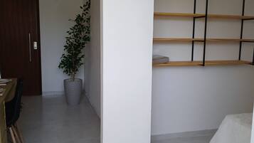 1 habitación, wifi gratis y ropa de cama