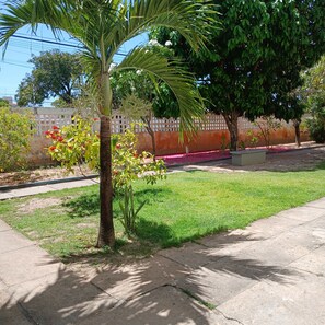 Property grounds - Floramar lodging - Atalaia beach, Aracaju  (Aracaju)