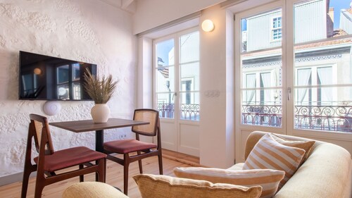 Bainharia 82 by LovelyStay