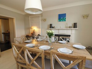 Dining - Zenobia (New Quay)