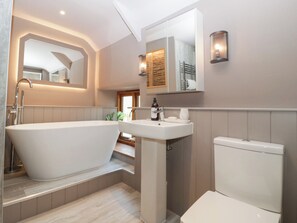 Shower - Tawny Cottage (Usk)