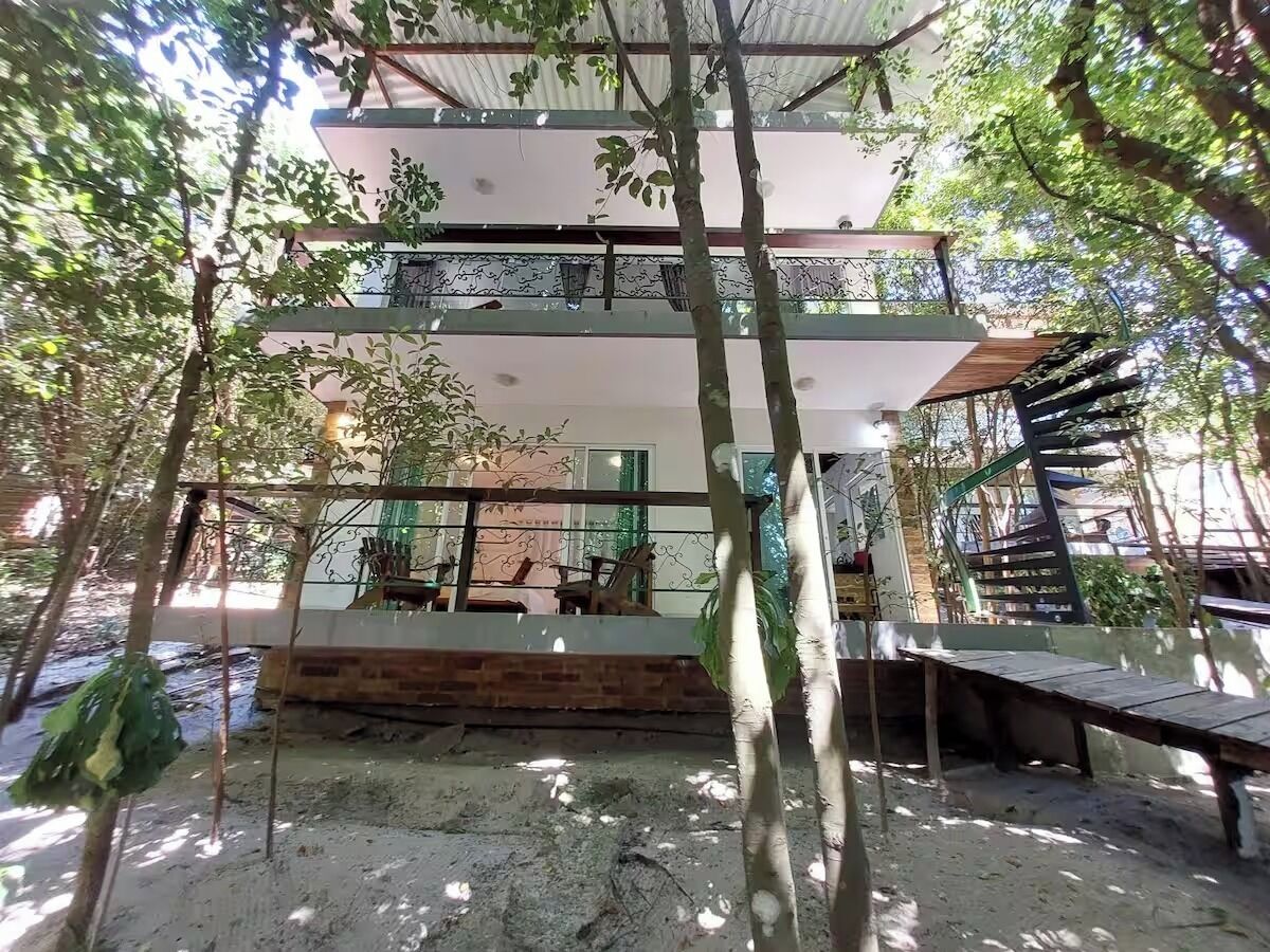 Fachada de la propiedad