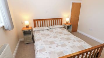 5 quartos, individualmente decorados, individualmente mobiliados