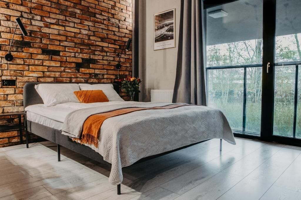 Estudi en suite | Planxa i posts de planxar, wifi gratuïta i roba de llit 