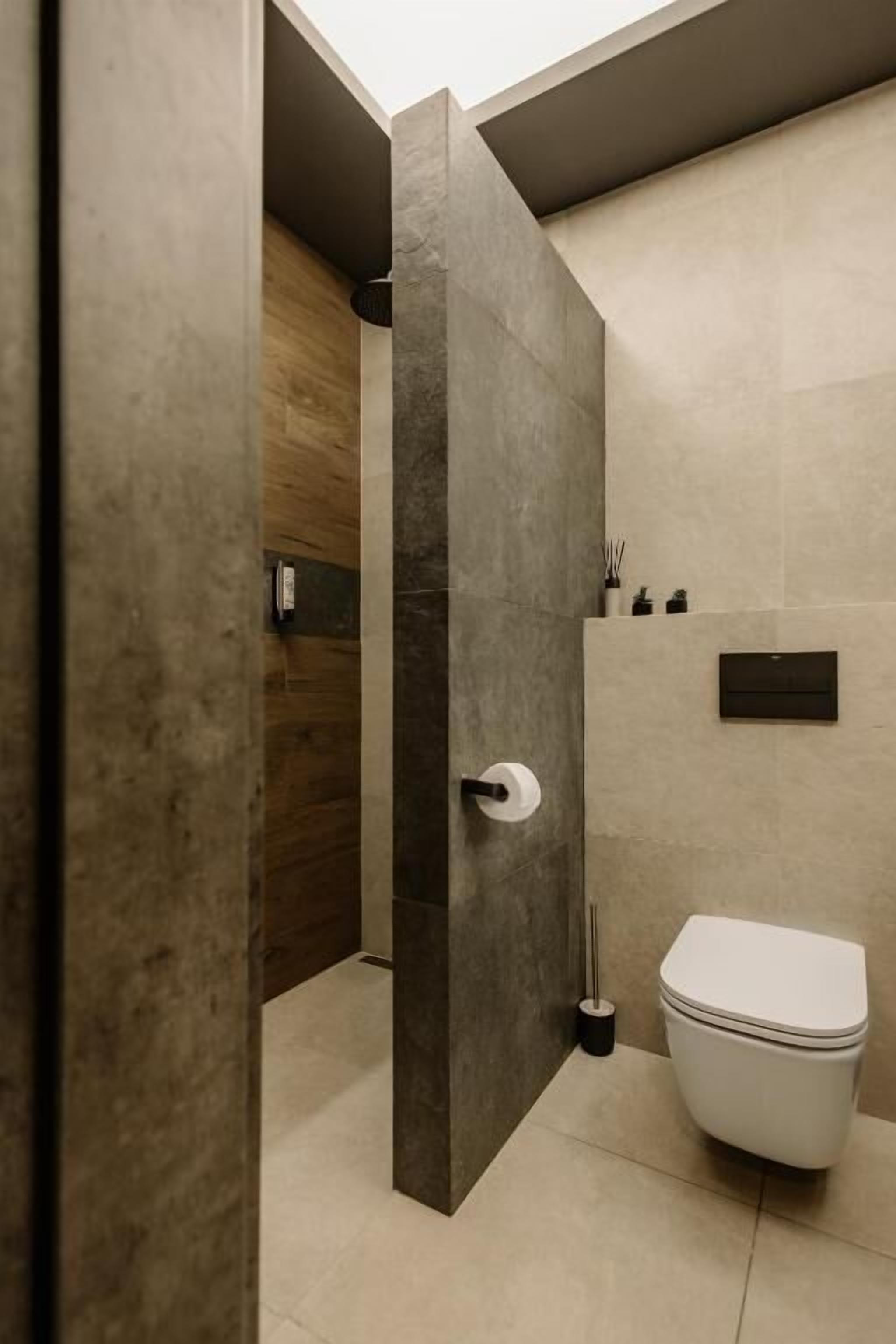 Studio Suite | Bathroom