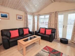 Living area - Kingfisher Lodge (Windermere)