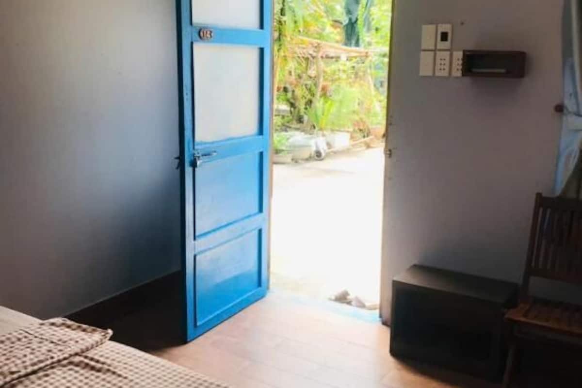 Economy Double Room | Free WiFi