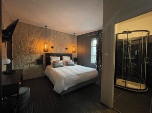 Laptop workspace, free WiFi - Hôtel Le Sakura  (Morestel)