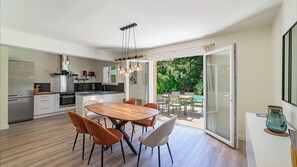 Dining - Provencal Villa with private pool large garden - Villa du Vallon by Sur la mer (Saint Raphael)