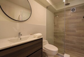 House - w Beautiful 2BR w Balcony in Miraflores (Lima)