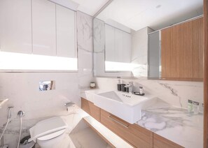 House - Stayshort - Bright Cozy Studio Sleeps 2 in Meydan (Dubai)