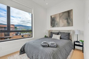 4 bedrooms, free WiFi, bed sheets
