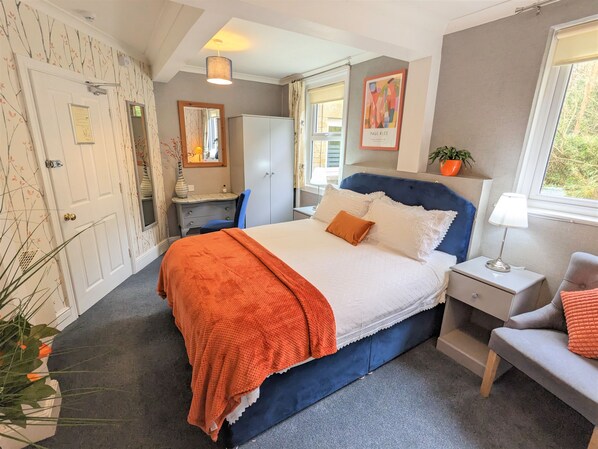 5 bedrooms, bed sheets - Foxhills of Shanklin (Shanklin)