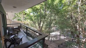 Classic Apartment, Lanai, Garden View | Lanai