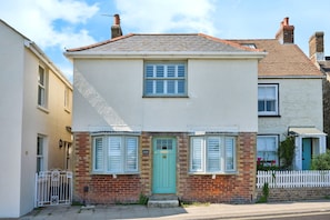 Exterior - Vine Cottage (Ryde)