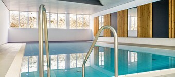 Alpine Panorama Apartment with Pool and Sauna