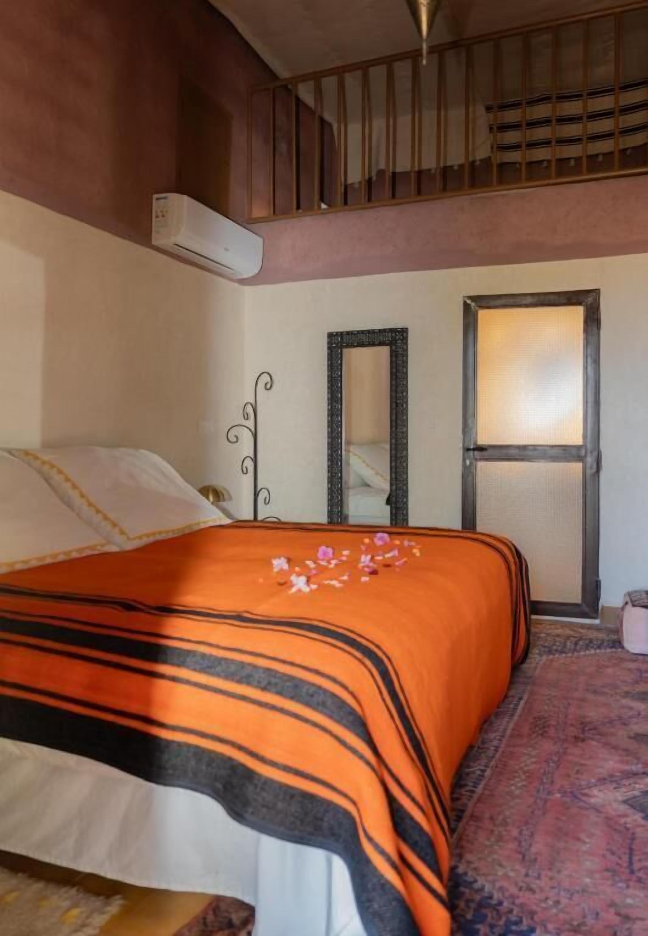 Triple Room, Balcony | Free WiFi