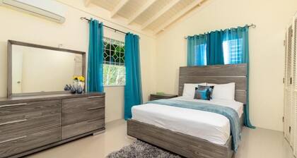 3 Bedroom Cozy House in Drax Hall