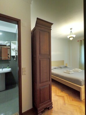 Iron/ironing board, WiFi, bed sheets - Costa Breeze (Costa de Caparica) (Costa da Caparica)