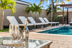 Pool - 4BR House | Private Pool | Minutes To Palm Beach! (Noord)