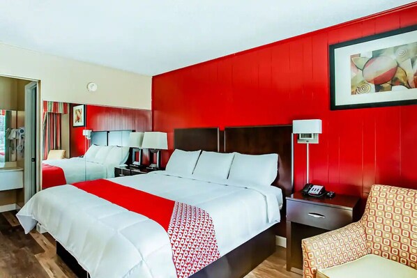 Room - 4 Value-Packed King Rooms Near Great Places to Eat in Ridgeland (Ridgeland)