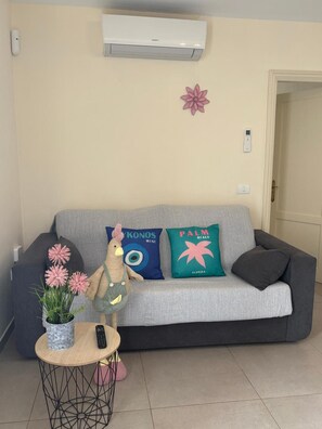 Living area - Vacation Apartment 'Rincon De Adam' with Balcony, Wi-Fi and Air Conditioning (Arona)