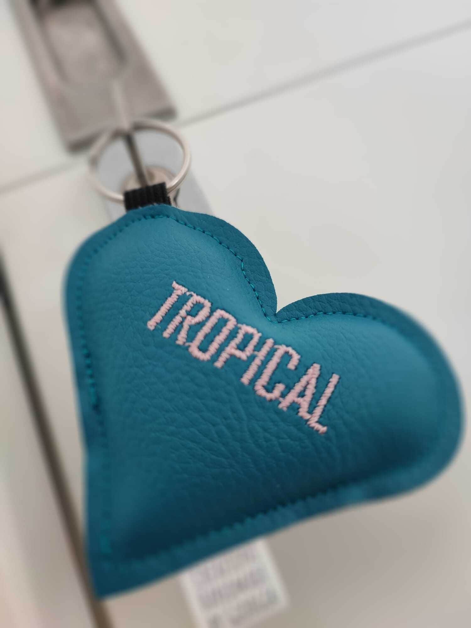 コンフォート ダブルまたはツインルーム シービュー | セーフティボックス (室内)、遮光カーテン、アイロン / アイロン台、WiFi (無料)