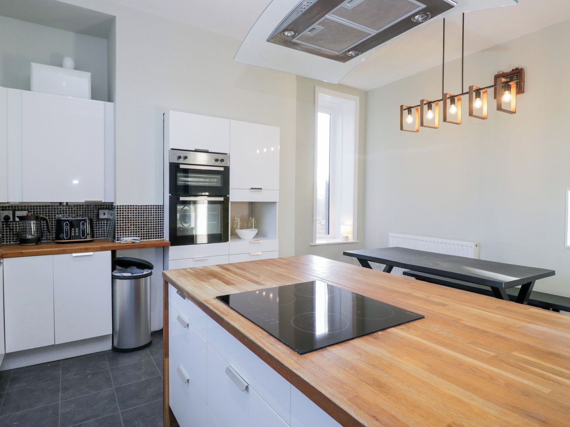 Cookware/dishes/utensils