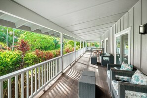 House | 8 bedrooms - Secret Beach House in Kilauea (Kilauea)