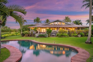 House | 8 bedrooms - Secret Beach House in Kilauea (Kilauea)