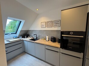 Ofen, Herdplatte, Geschirrspüler