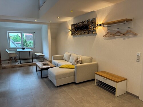 Modern loft on the vineyard with pool, whirlpool and air conditioning. Dogs allowed!