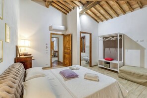 Family Apartment, Multiple Bedrooms (Berignone Natural Paradise Apt) -  Berignone Natural Paradise Apt (Volterra)
