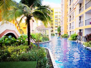 Apartment, 1 Bedroom, Smoking, Balcony | Pool | Outdoor pool - Venetian Signature Condo Resort Pattaya (Pattaya)