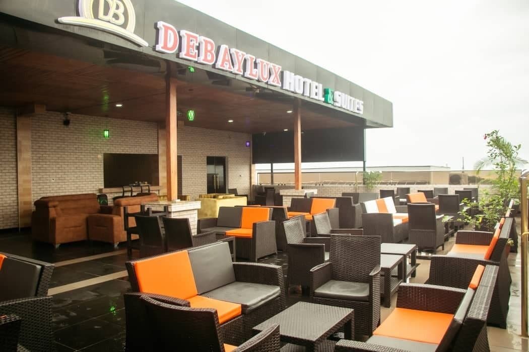 屋外ダイニングエリア